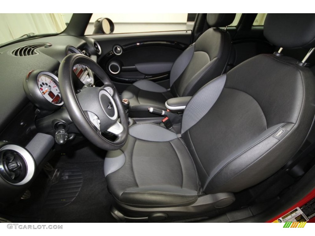 Black/Grey Interior 2009 Mini Cooper John Cooper Works Clubman Photo #63475252