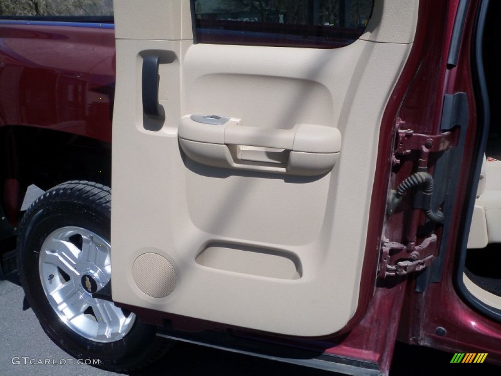 2009 Silverado 1500 LT Extended Cab 4x4 - Deep Ruby Red Metallic / Light Cashmere photo #14