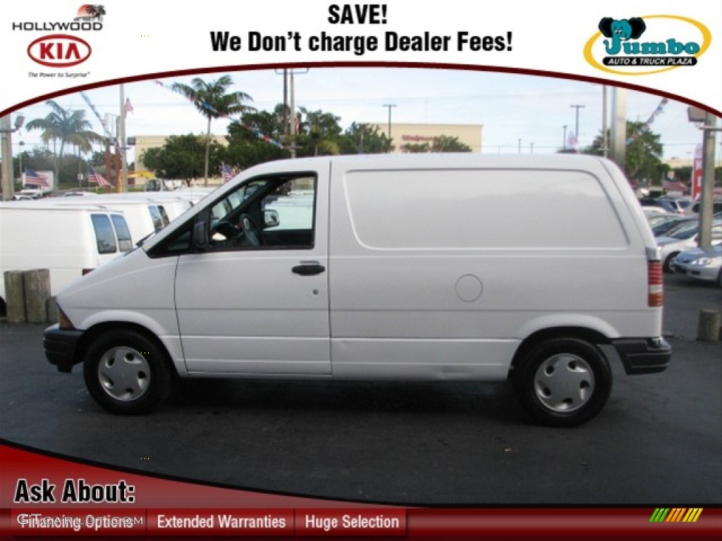 White Ford Aerostar