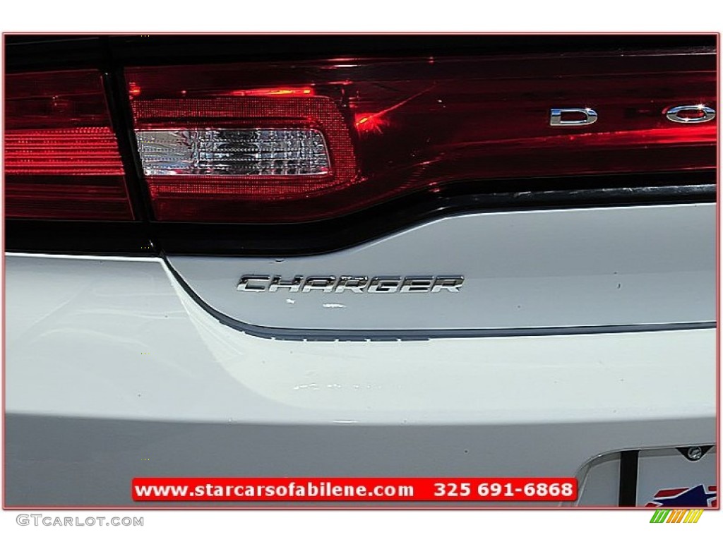 2011 Charger Rallye - Bright White / Black/Light Frost Beige photo #4
