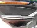 Black - GL 450 4Matic Photo No. 11
