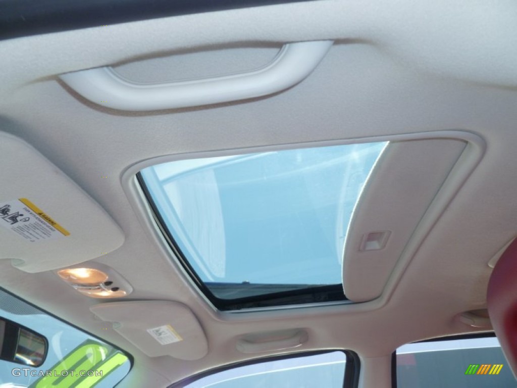 2010 Chrysler PT Cruiser Couture Edition Sunroof Photo #63485128