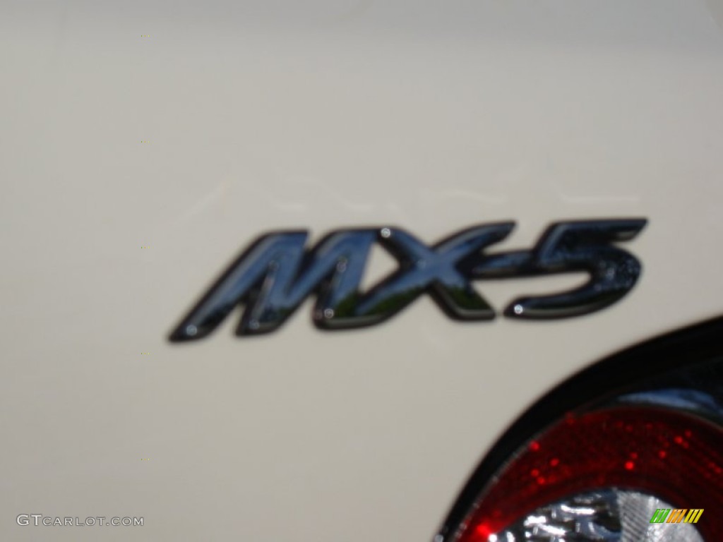 2006 MX-5 Miata Touring Roadster - Marble White / Black photo #25