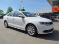 Candy White - Jetta SE Sedan Photo No. 7