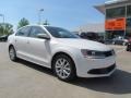 Candy White - Jetta SE Sedan Photo No. 7