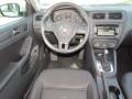 Candy White - Jetta SE Sedan Photo No. 15