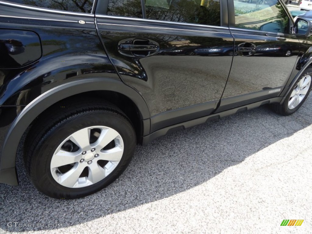 2011 Outback 2.5i Limited Wagon - Crystal Black Silica / Off Black photo #5