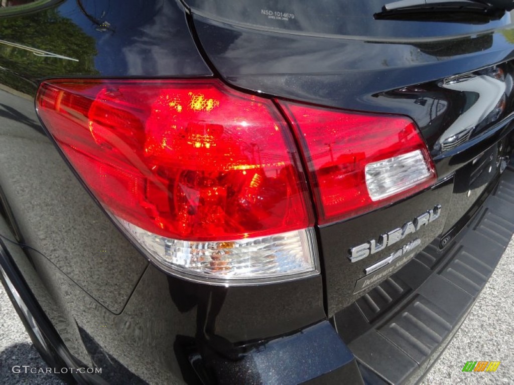 2011 Outback 2.5i Limited Wagon - Crystal Black Silica / Off Black photo #8