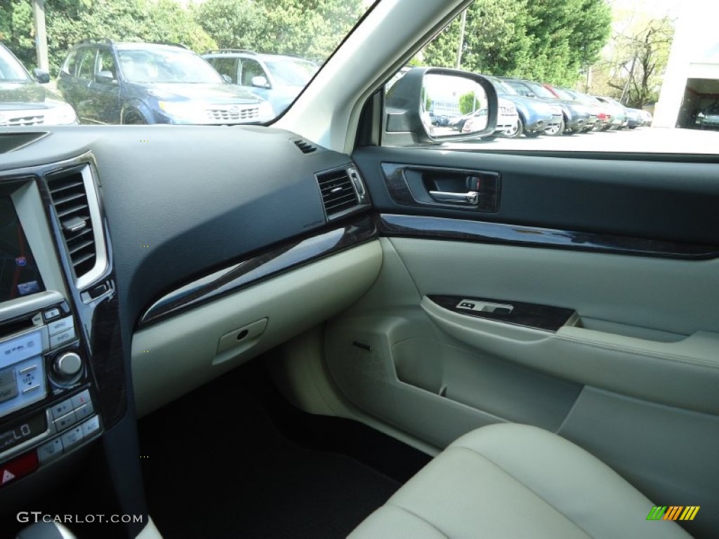 2011 Outback 2.5i Limited Wagon - Crystal Black Silica / Off Black photo #22