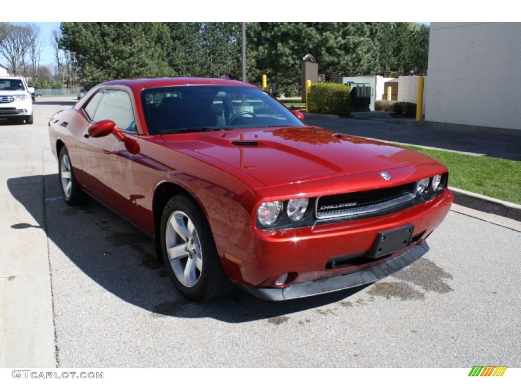 2009 Challenger SE - Inferno Red Crystal Pearl Coat / Dark Slate Gray photo #1