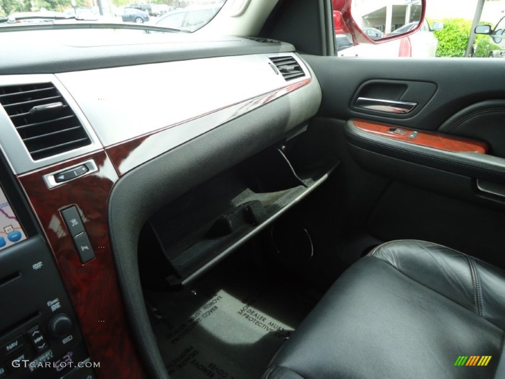 2008 Escalade AWD - Sonoma Red / Ebony photo #34