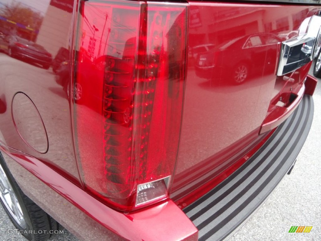 2008 Escalade AWD - Sonoma Red / Ebony photo #50