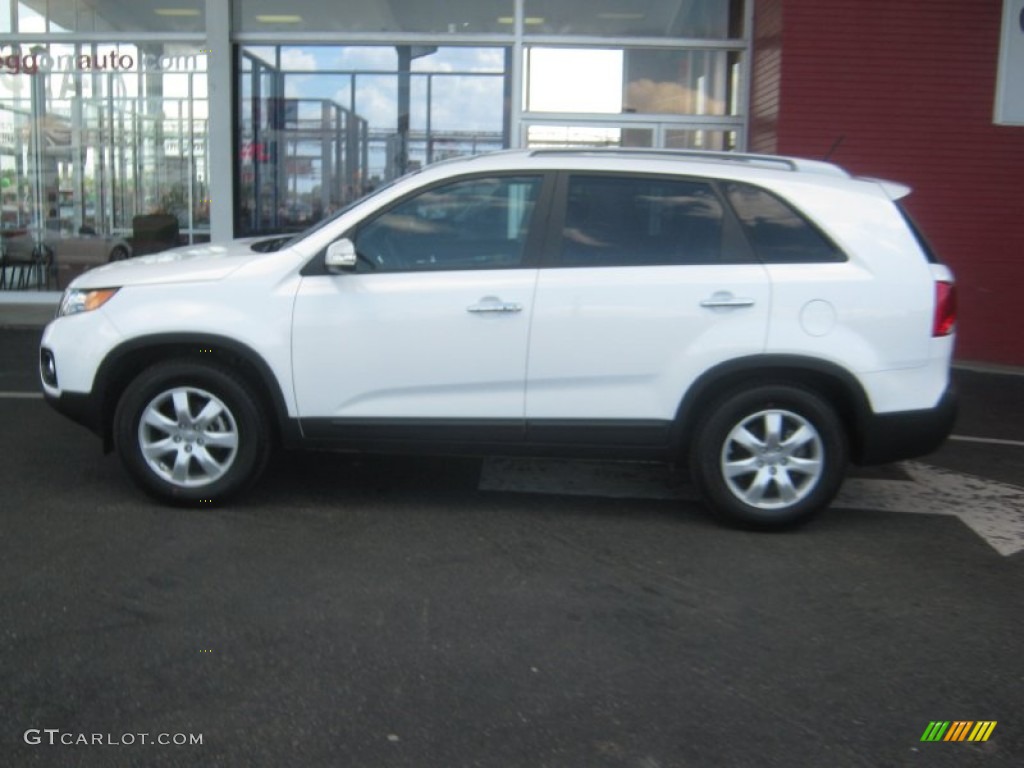 2011 Sorento EX - Snow White Pearl / Beige photo #2