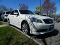 Ivory Pearl - M 35x Sedan Photo No. 7