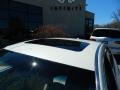 Ivory Pearl - M 35x Sedan Photo No. 24