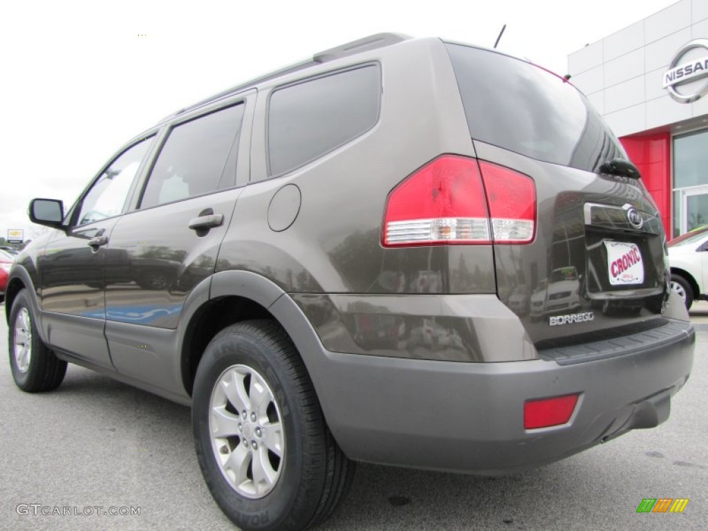 2009 Borrego LX V6 - Metal Bronze / Beige photo #3