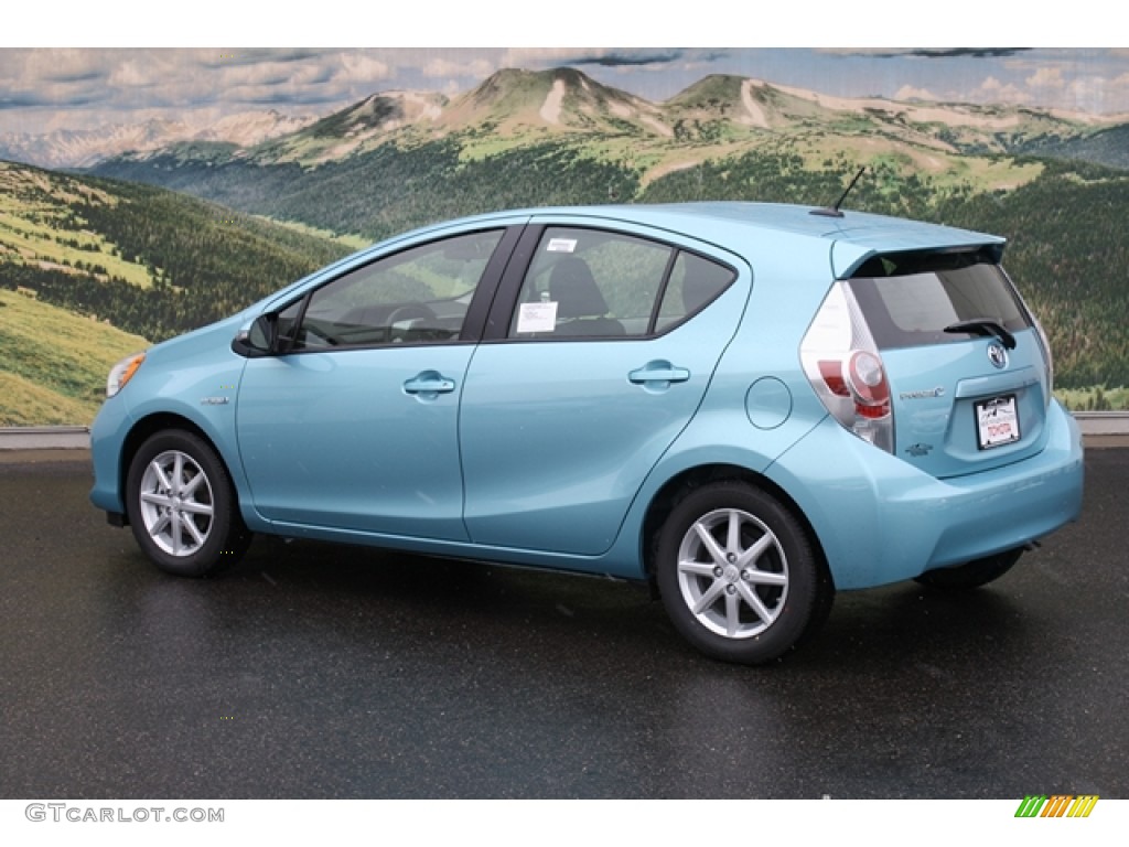 2012 Prius c Hybrid Three - Summer Rain Metallic / Light Blue Gray/Black photo #2