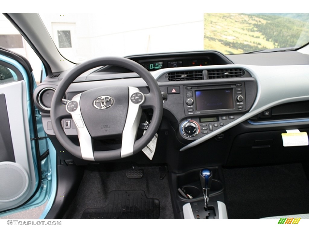 2012 Prius c Hybrid Three - Summer Rain Metallic / Light Blue Gray/Black photo #9