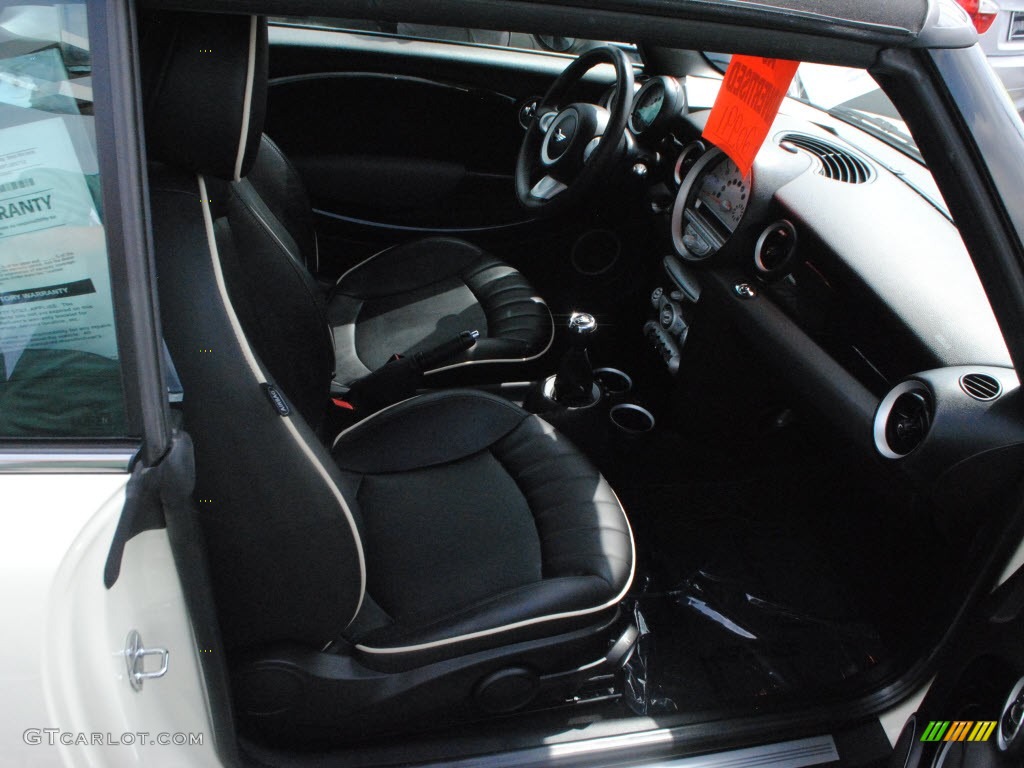 2009 Cooper Convertible - Pepper White / Lounge Carbon Black Leather photo #8