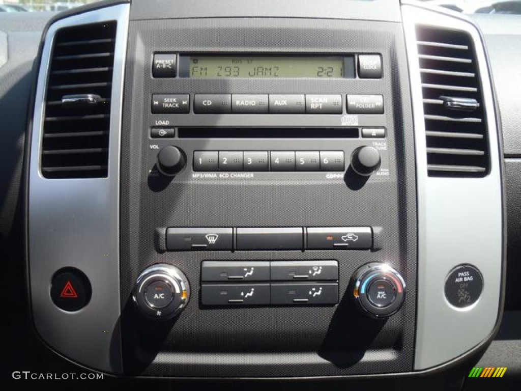 2012 Nissan Frontier Pro-4X King Cab 4x4 Audio System Photos