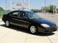 2005 Black Ford Taurus SEL  photo #2