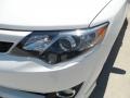 Super White - Camry SE Photo No. 9