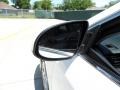 Super White - Camry SE Photo No. 13