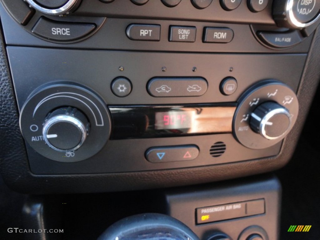 2007 Pontiac G6 GT Convertible Controls Photo #63510631