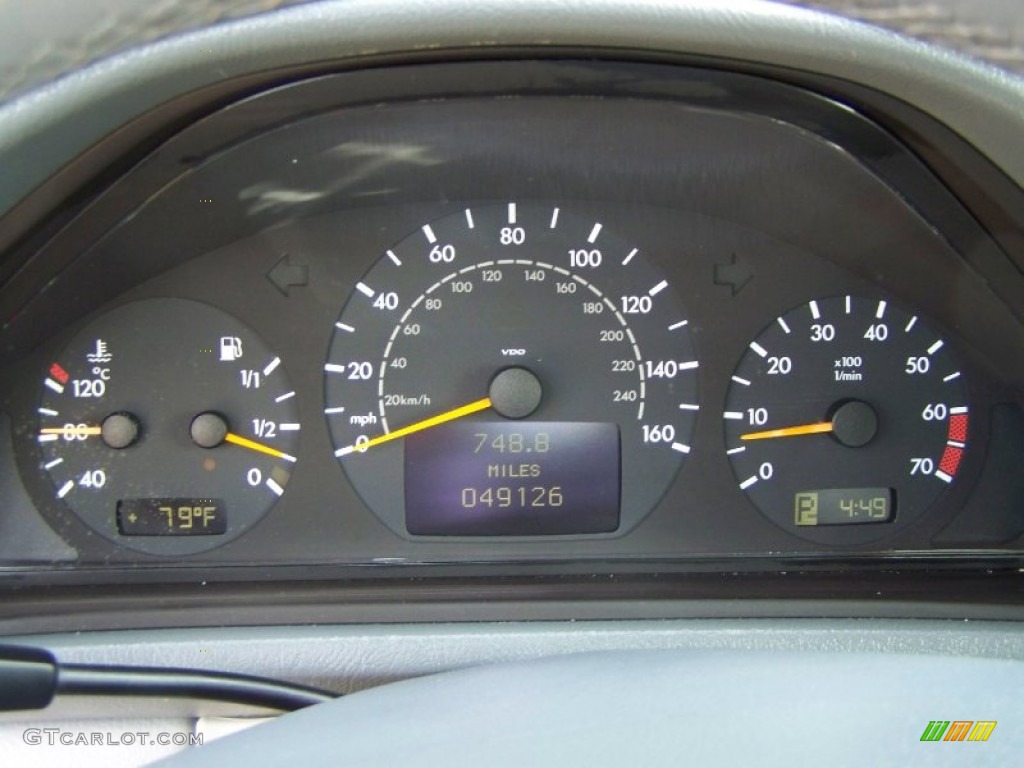 2001 Mercedes-Benz CLK 320 Coupe Gauges Photos