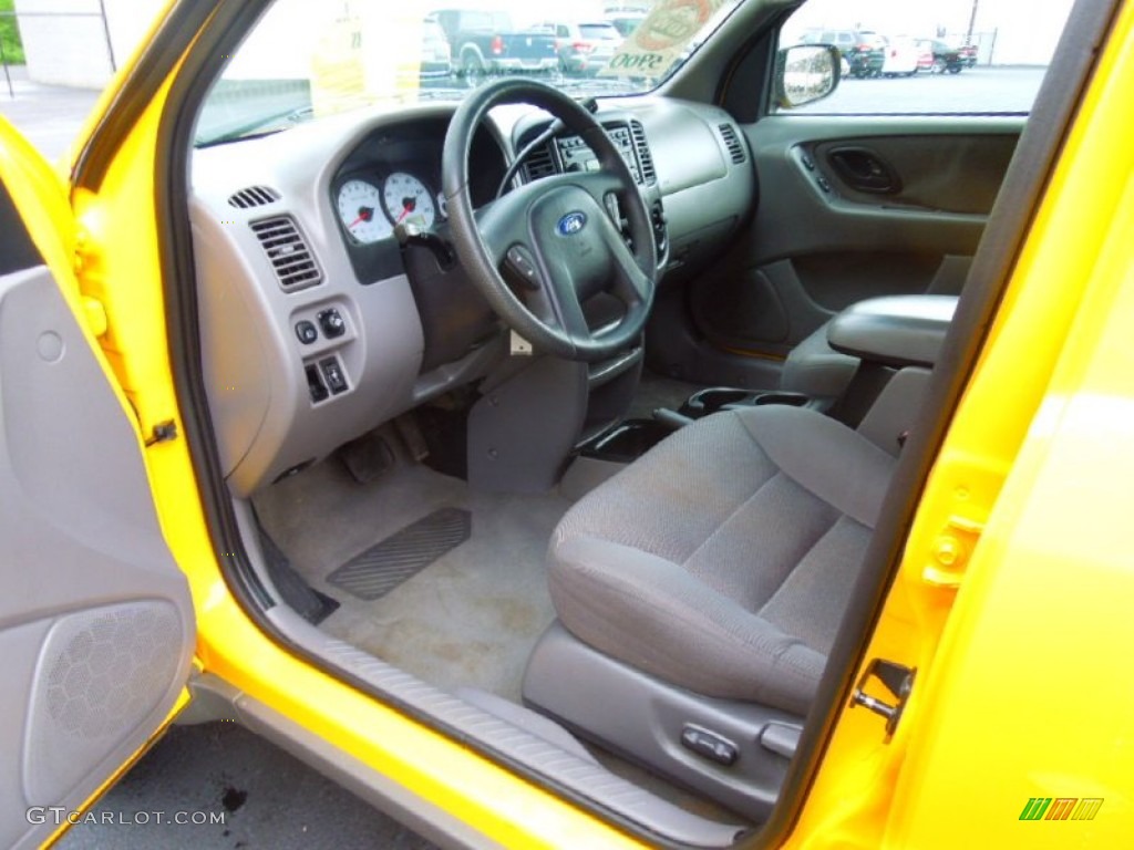 2002 Escape XLT V6 4WD - Chrome Yellow / Medium Graphite photo #23