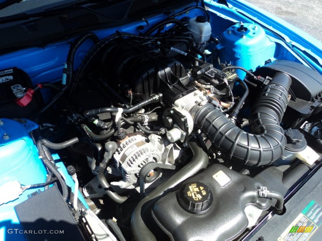 2010 Mustang V6 Premium Convertible - Grabber Blue / Stone photo #30
