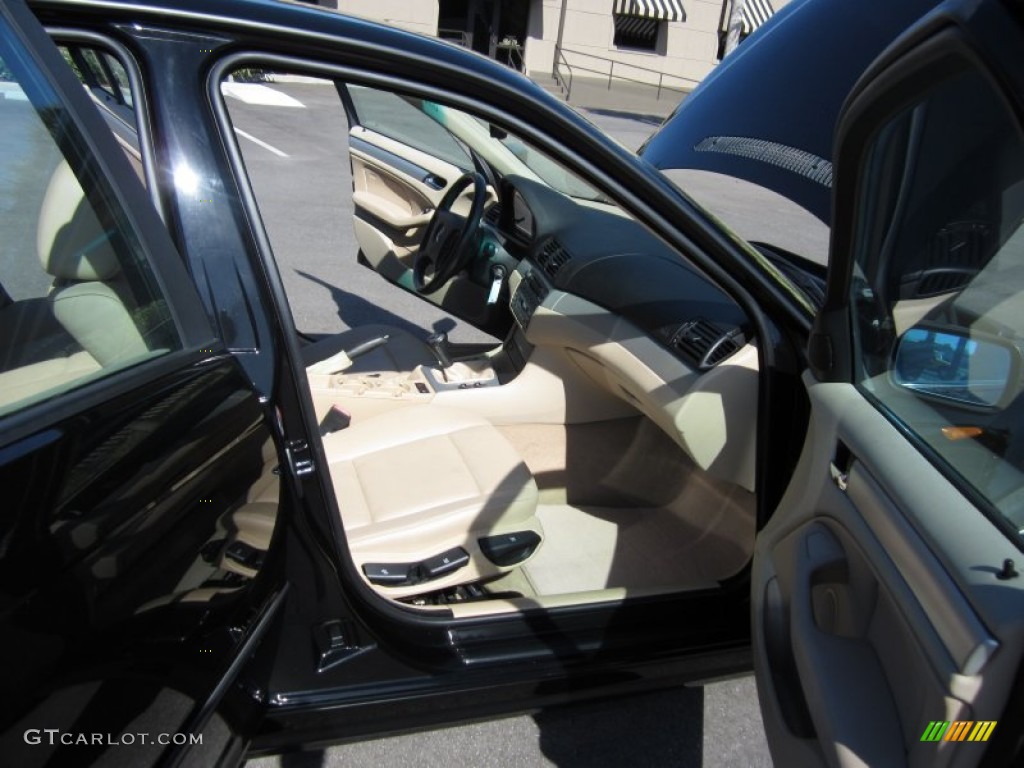 2002 3 Series 325i Sedan - Jet Black / Sand photo #23