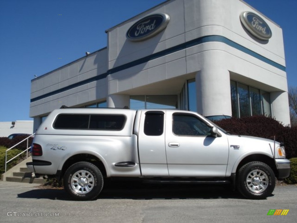 2002 F150 XLT SuperCab 4x4 - Silver Metallic / Medium Graphite photo #1