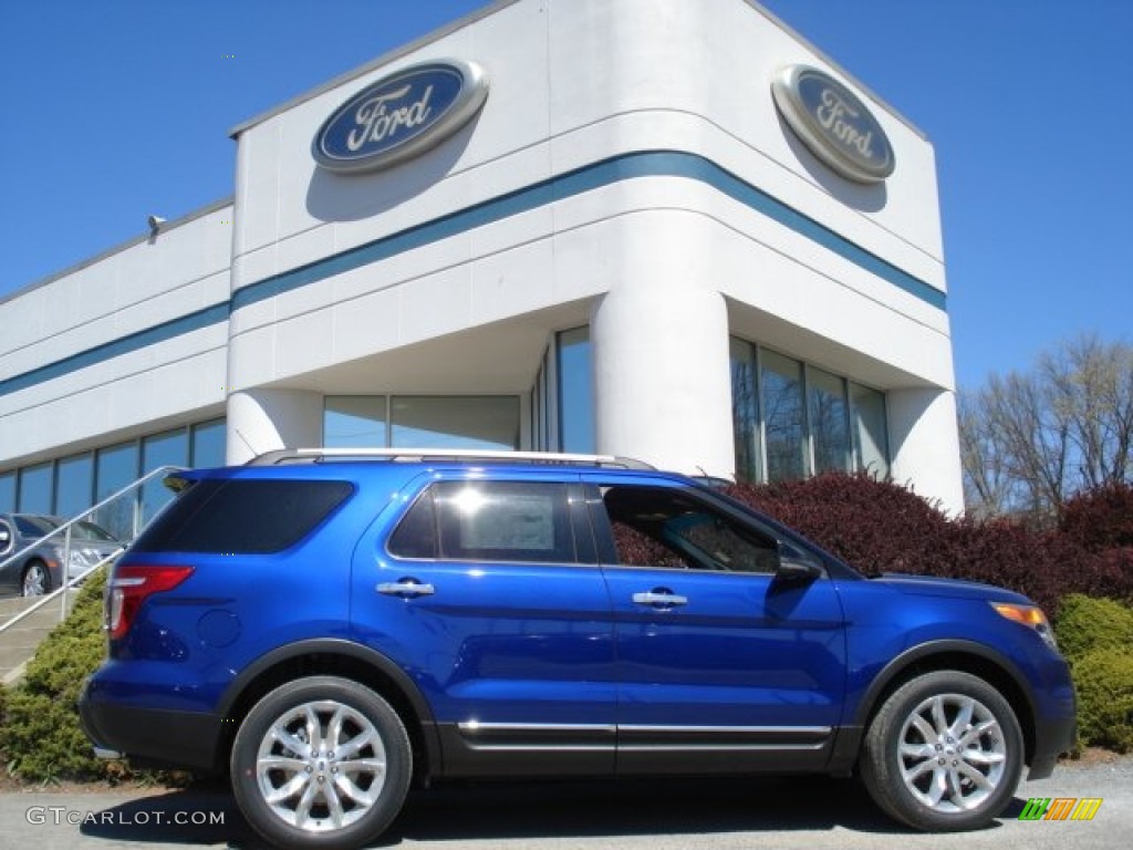 2013 Explorer XLT 4WD - Deep Impact Blue Metallic / Charcoal Black photo #1