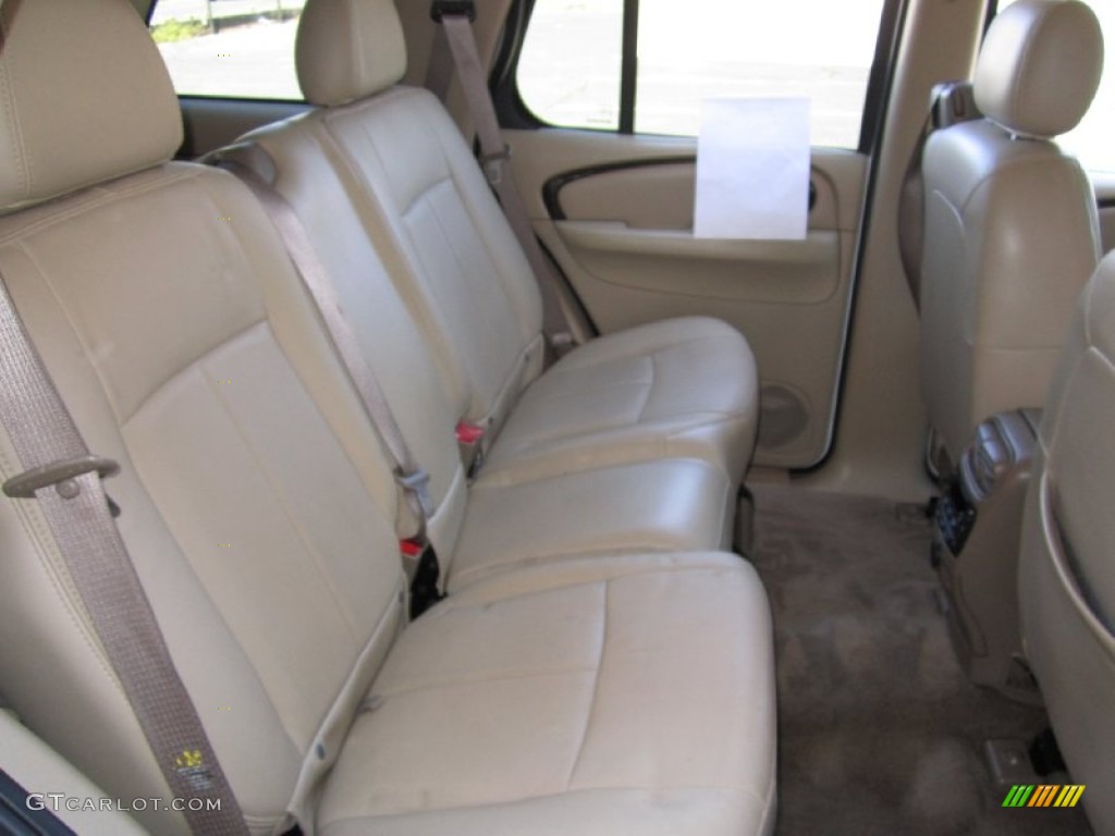 2004 Rainier CXL AWD - Olympic White / Light Cashmere photo #18