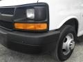 Summit White - Express 3500 Cutaway Moving Van Photo No. 4