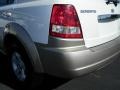 2004 Clear White Kia Sorento EX  photo #7