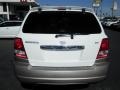 2004 Clear White Kia Sorento EX  photo #8