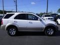 2004 Clear White Kia Sorento EX  photo #11