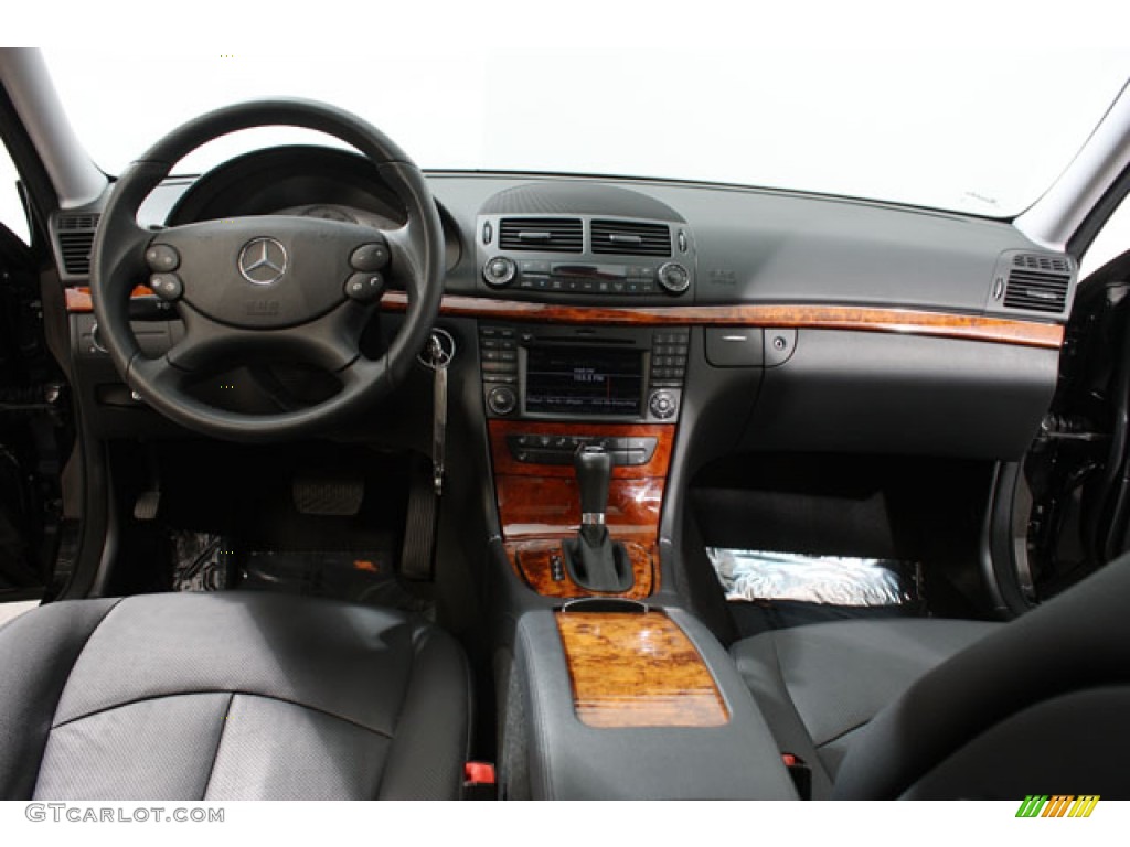 2009 Mercedes-Benz E 550 4Matic Sedan Black Dashboard Photo #63533658