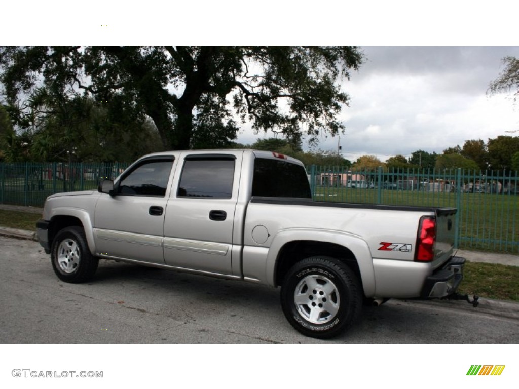 2005 Silverado 1500 Z71 Crew Cab 4x4 - Silver Birch Metallic / Dark Charcoal photo #6