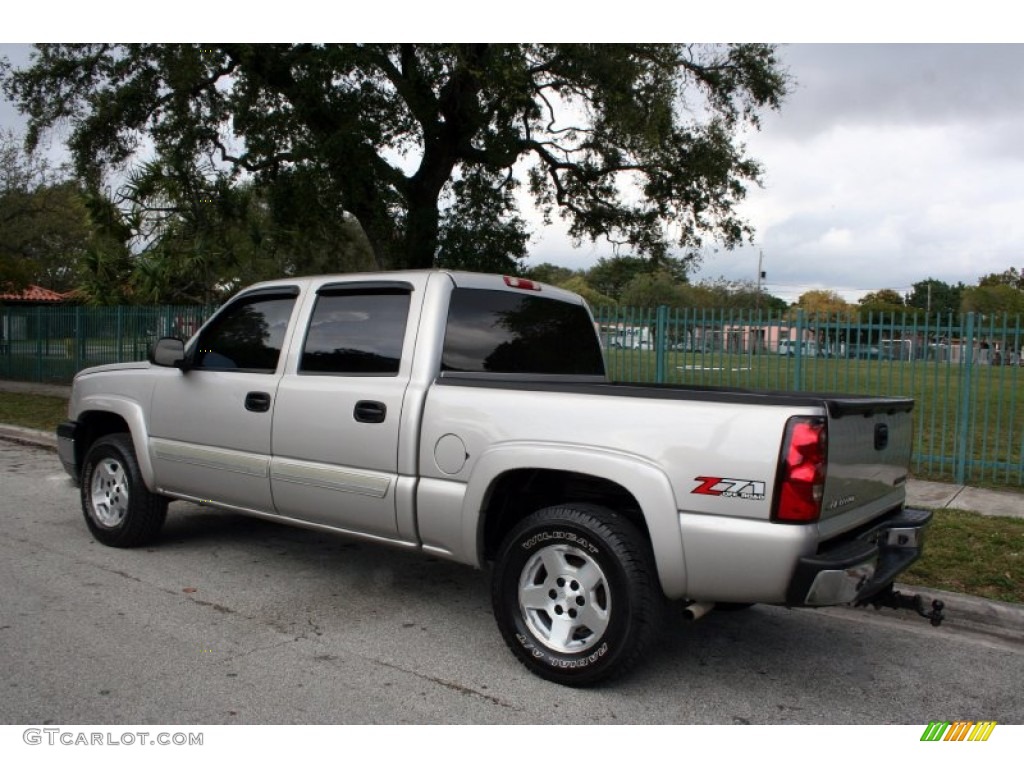 2005 Silverado 1500 Z71 Crew Cab 4x4 - Silver Birch Metallic / Dark Charcoal photo #7