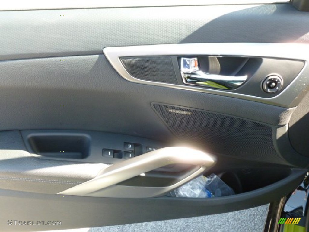 2012 Veloster  - Ultra Black / Black photo #17