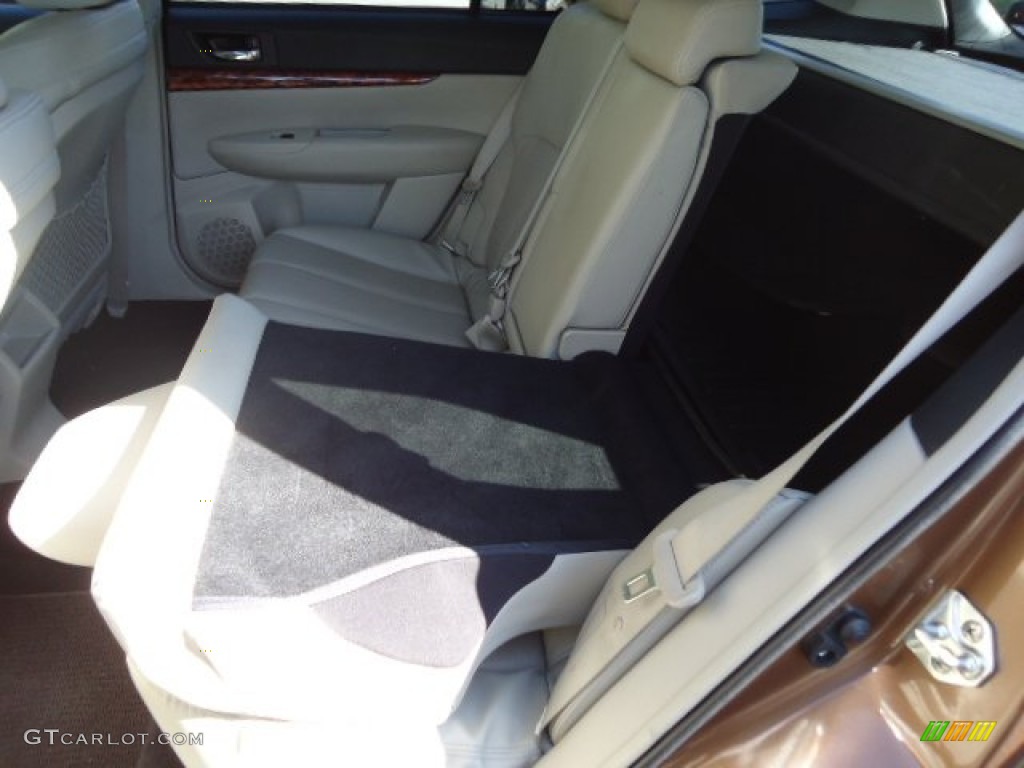 2011 Outback 2.5i Limited Wagon - Caramel Bronze Pearl / Warm Ivory photo #19