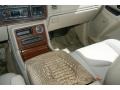 White Diamond - Escalade EXT AWD Photo No. 23