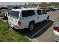 2002 Bright White Dodge Dakota SLT Quad Cab 4x4  photo #2