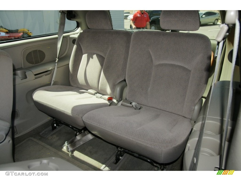 Taupe Interior 2002 Chrysler Town & Country eL Photo #63541023