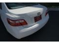Super White - Camry LE Photo No. 23