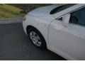 Super White - Camry LE Photo No. 24