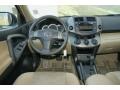 Black - RAV4 4WD Photo No. 18